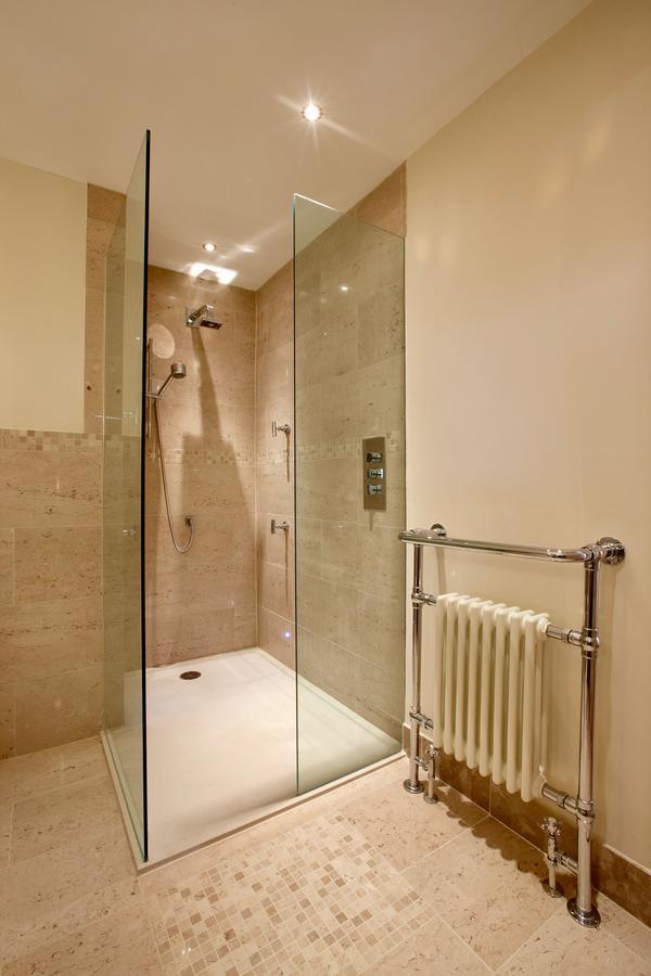 Crestow House Hotel Bagian luar foto