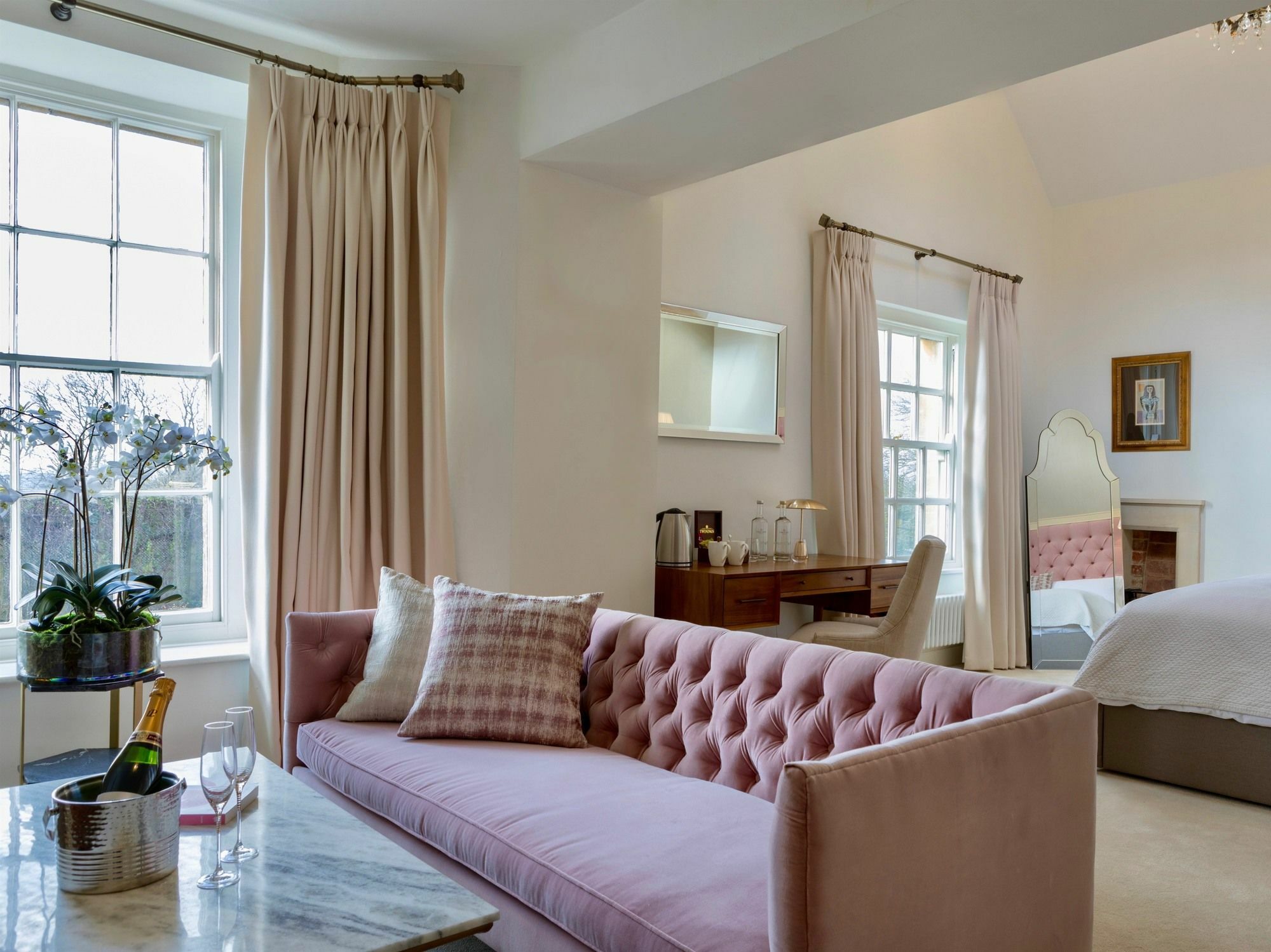 Crestow House Hotel Cheltenham Bagian luar foto